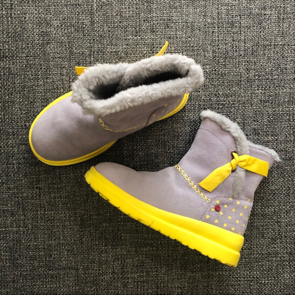 UGG Girls Gray & Yellow Winter Boots 4.5